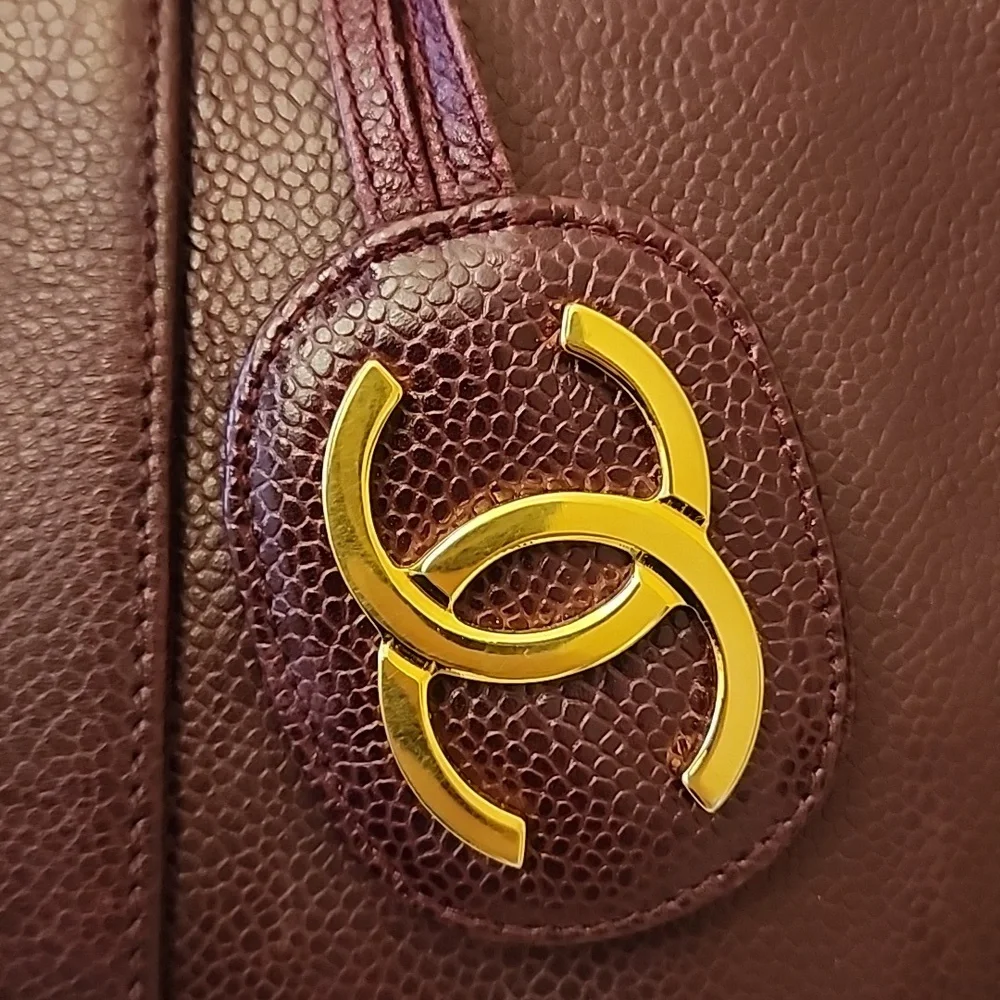 Rare! Chanel CC Caviar Leather Duffel Travel Gym Bag Burgundy ENTRUPY COA - Picture 8 of 16